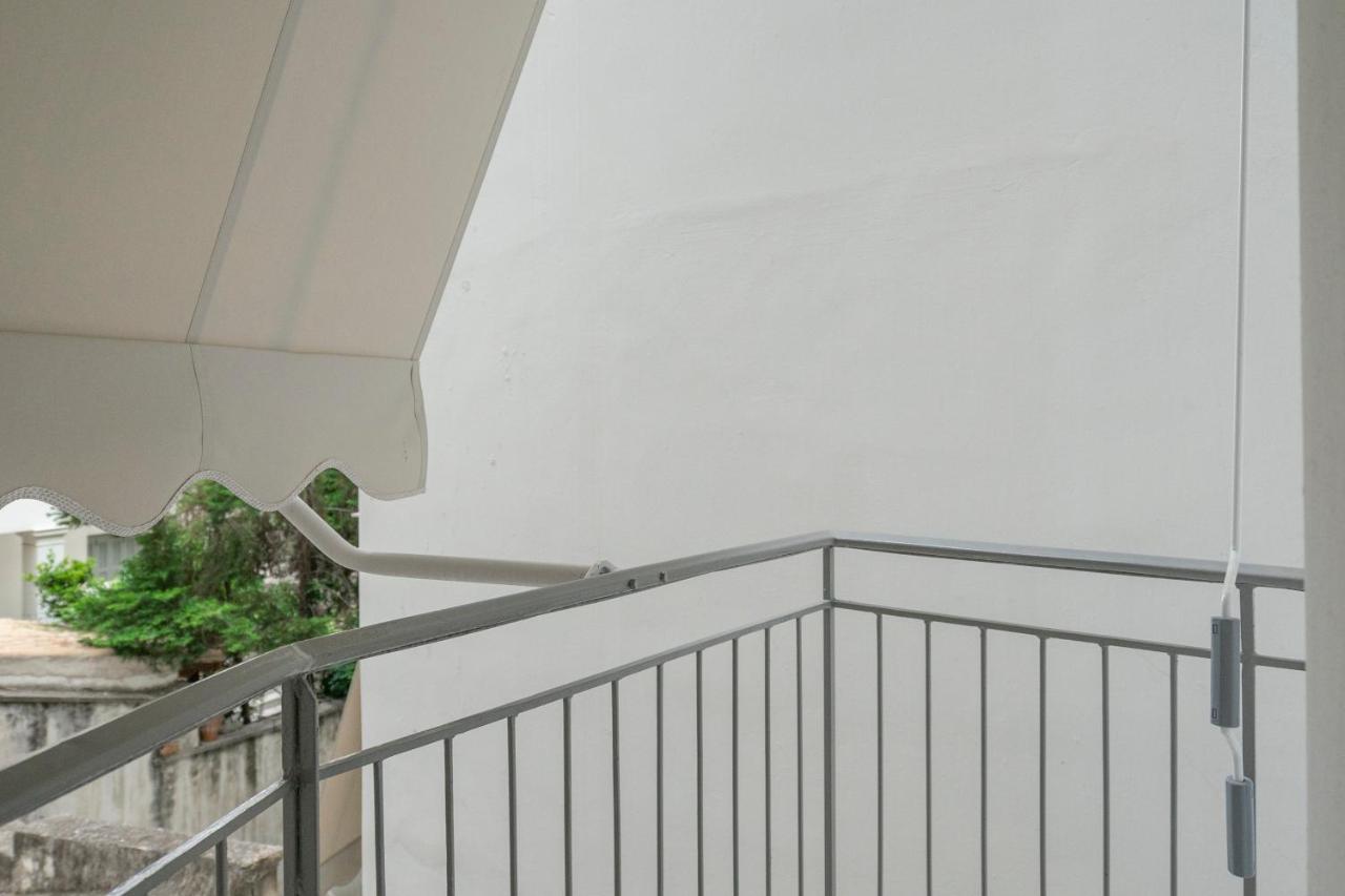 Luxury Studio Apartment In The Heart Of Atenas Exterior foto